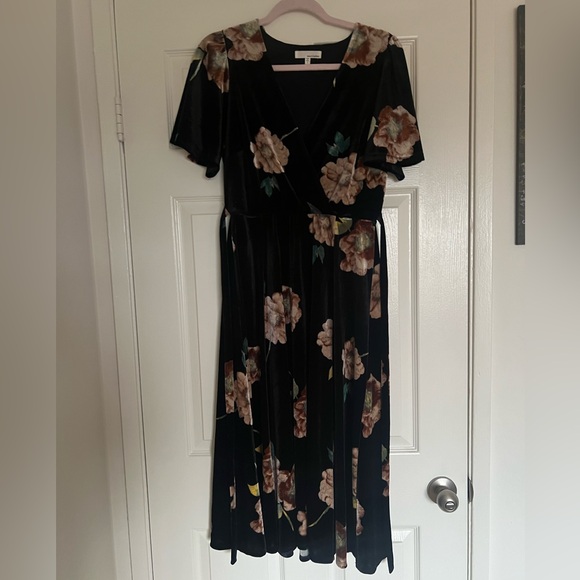 June & Hudson floral midi dress - Picture 2 of 8